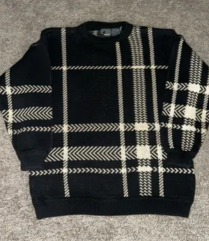 Vintage Lizwear Plaid Crewneck Sweater in Black and white thumbnail 1