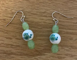 Earrings thumbnail 1