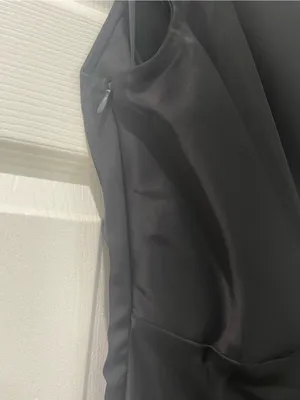 Elegant One-Shoulder Black Maxi Dress Small thumbnail 6