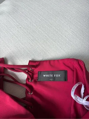 White Fox red corset thumbnail 3