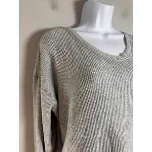 OFFLINE by Aerie Heather Gray‎ Waffle Knit V-Neck Long Sleeve Top Small thumbnail 3