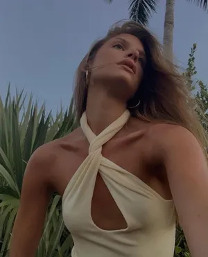 With Jean‎ Top Erin Wrap-Around Halter Keyhole Crop Slinky Buttercream M EUC thumbnail 1