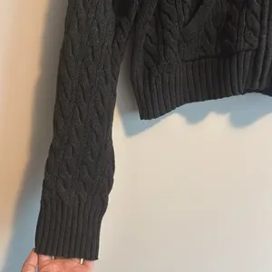 American Eagle Cropped Zip Up Size L thumbnail 4
