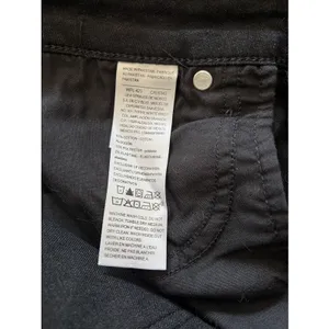 Signature Levi Strauss Mid-Rise Bootcut Womens Size 10 Black Stretch Denim Jeans thumbnail 4