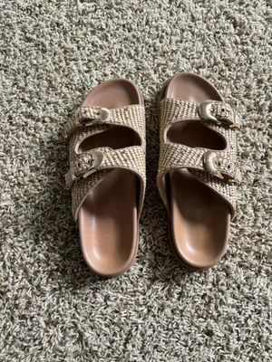 Steve Madden Sandals thumbnail 2
