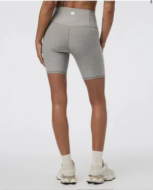 Vuori 6” shorts thumbnail 2