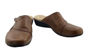 Bass Women’s Capri Buckle Brown‎ Leather Clogs Size 10 Slip On thumbnail 2