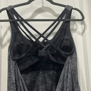 Lululemon Slay the Studio 2-in-1 Tank Gray & Black Sz 10 thumbnail 6