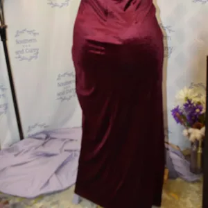 NWT Ababalaya Burgundy Velvet Maxi Dress (Formal) Size XXL thumbnail 5