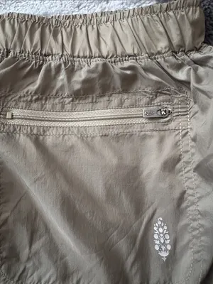 EUC FP Movement Bubble Hem Shorts in khaki Size L thumbnail 3