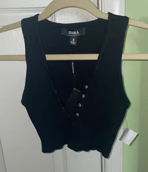 Edge Black Button-Up Crop Tank thumbnail 5