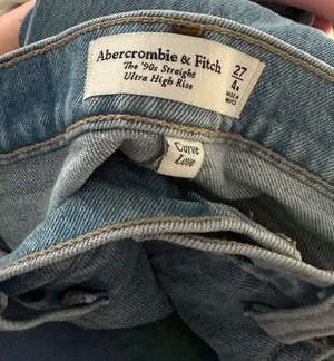 Jeans thumbnail 2