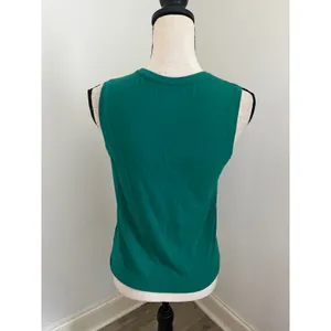 Banana Republic Timeless Shirt XS Green Sleeveless Jewel Tone Minimalist‎ Basic thumbnail 3