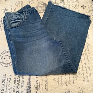 Time and Tru High Rise Blue Jeans thumbnail 2