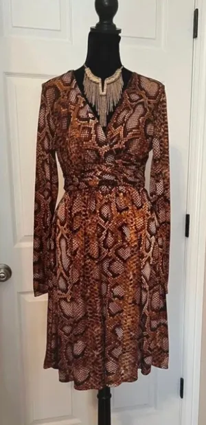 Snake print evening dress thumbnail 1