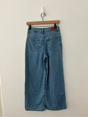 Sezane cropped denim jeans thumbnail 2