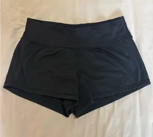 Lululemon 2.5" Shorts thumbnail 1