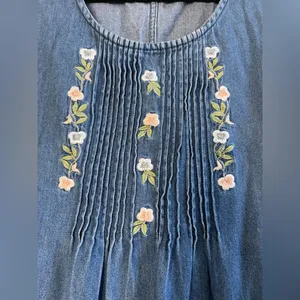 Vintage 90s Erika & Co. Embroidered Floral Denim Sleeveless Dress Size L thumbnail 3