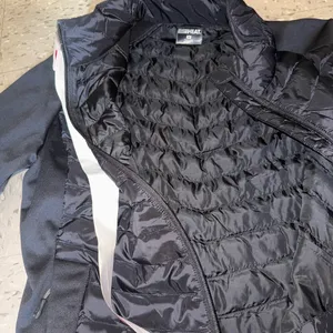 New! Women black puffer Jacket size Medium thumbnail 4