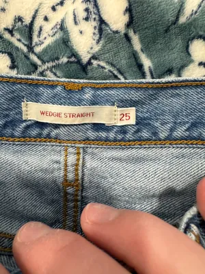 Levi’s Jeans thumbnail 3