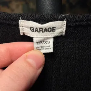 GARAGE Women's XS Black Ribbed Crop Top Casual Knit thumbnail 2