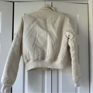 Vintage Guess Jeans Off White Bomber Jacket thumbnail 6
