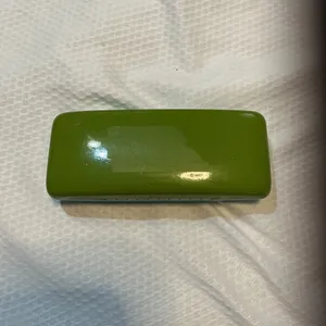 Kate Spade Aqua Eyeglass Holder thumbnail 3