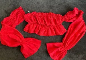 SheIn Cropped Top thumbnail 1
