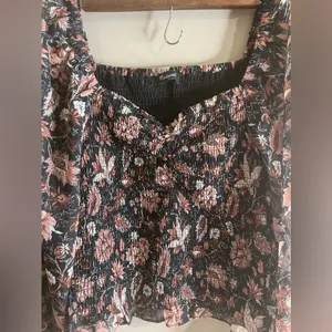 Madewell top lucie floral smocked top small thumbnail 8