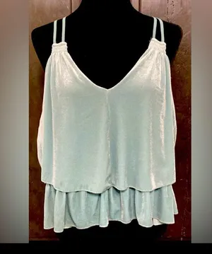 Xhilaration teal velvet Crop top- size Large **refer to measurements thumbnail 1