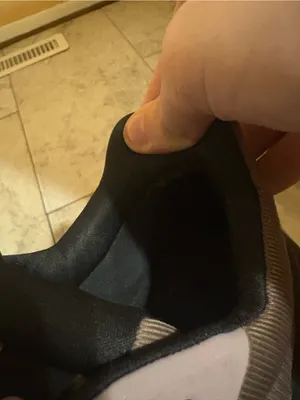 Oncloud On Running Cloudrunner black & dark purple running shoes thumbnail 10