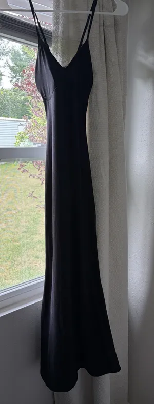 Dress target thumbnail 1