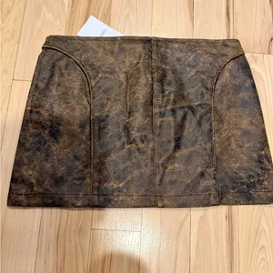 Forever 21 - NWT mini skirt! Brown! thumbnail 5
