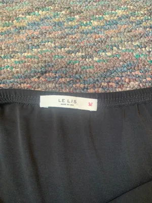 Le lis Black Maxi Wrap Dress thumbnail 6