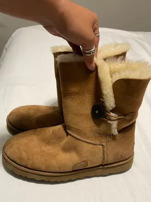 UGG Bailey Button Short Boots thumbnail 5