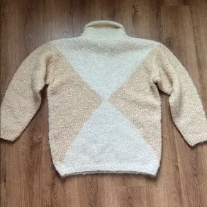 Vintage Ellen Tracy‎ Cream and Tan Roll Turtleneck Sweater thumbnail 6