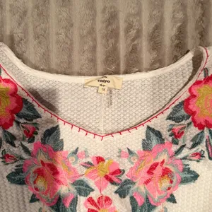Entro White‎ Waffle Knit Floral Embroidered Tie Front Top Plus Size 1X Boho thumbnail 3