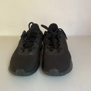 Nike Black Running Training Sneakers Women’s US 6 Athletic Shoes thumbnail 2