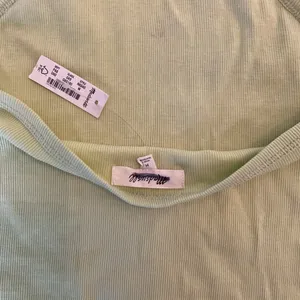 NWT! Madewell Supima® Rib Halter‎ Tank Top Lt Green Sz M - Damaged with Patches thumbnail 9