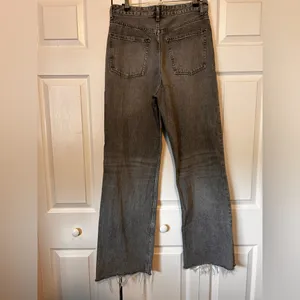 Zara Charcoal Wide Leg Jeans thumbnail 2