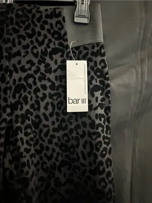 Bar III Black & Gray Leopard Print Women’s Leggings MD NWT thumbnail 5