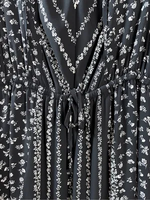 CeCe Black Floral Smocked Midi Dress Size XS thumbnail 8
