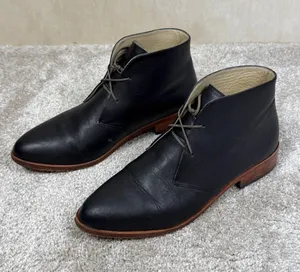 Nisolo Isa Chukka Boots Leather Oxford Block Heels in Black 7.5 thumbnail 1