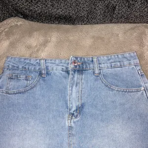 🎉4 for $20 Shein Denim Mini Skirt, Medium (US 6) thumbnail 2