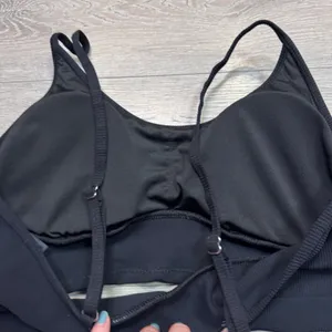 Womens Black Ribbed Sports Bra Adjustable Straps Padded‎ Activewear Top Size M thumbnail 3