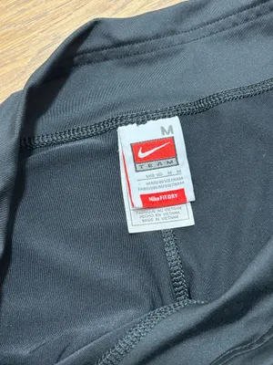 Medium/large Nike black spandex shorts thumbnail 4