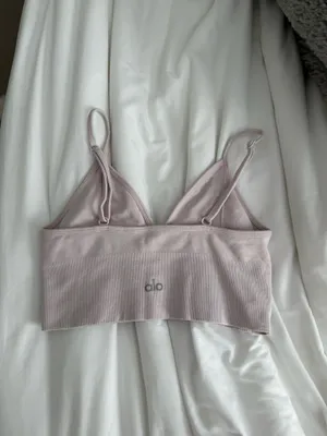 Alo tank top thumbnail 2