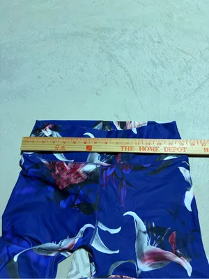 Fabletics NWT Lisette high waisted 7/8 capri rose to the occasion large MSRP$70 thumbnail 5