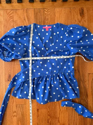 Lilly Pulitzer Kara Cotton Wrap Blue Polka Dot Top Puff sleeve, Sz 8 thumbnail 9