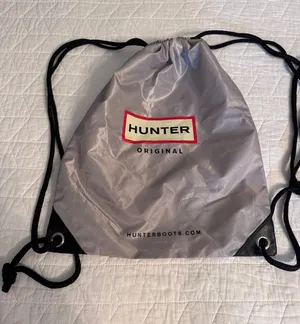 Hunt‎ drawstring bag good condition thumbnail 1